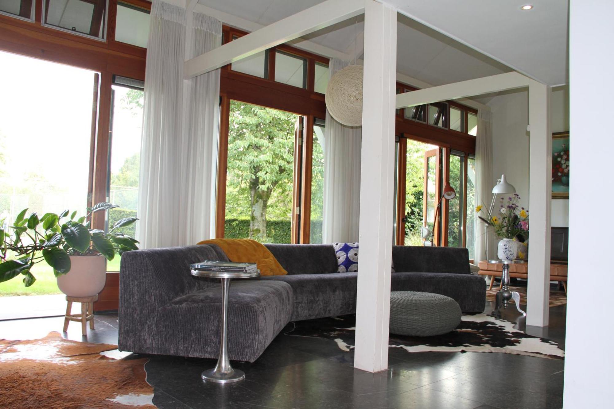 Familiehuis De Betuwe Met Prive Kunstgras Tennisbaan En Sauna Villa Erichem Esterno foto